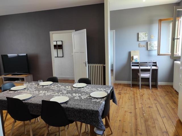 Bonheur And Co Apartment Espalion Luaran gambar